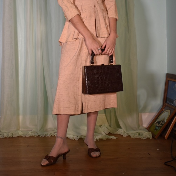 Vintage Handbags - sold 🐊 vintage patent leather snake skin purse